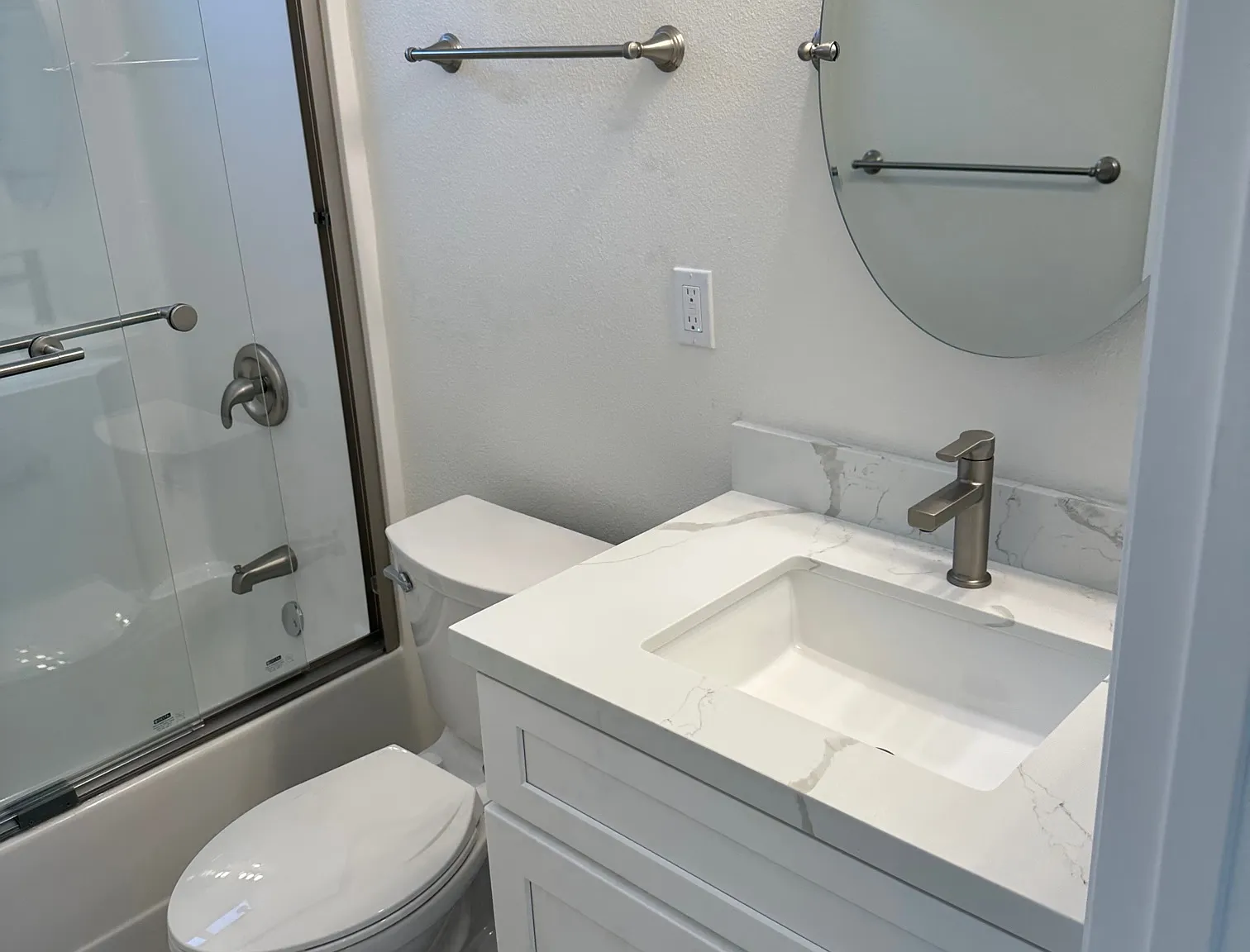 3 bed, 1309 sqft, $3,500 — Photo 2