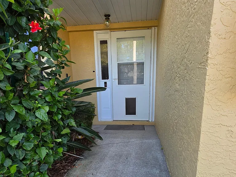 612 Cedar Side Cir NE — Photo 2