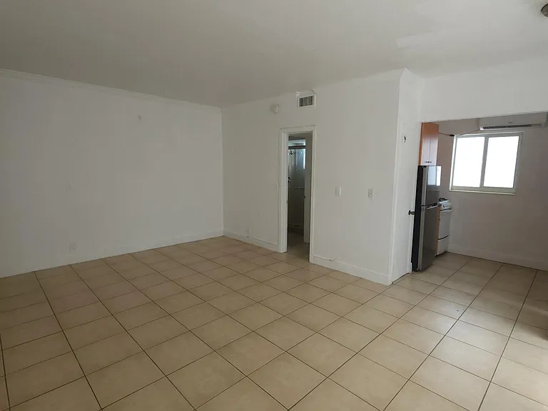 6844 Abbott Ave #10A — Photo 2