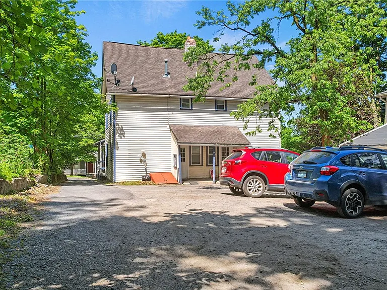 407 S Aurora St — Photo 8