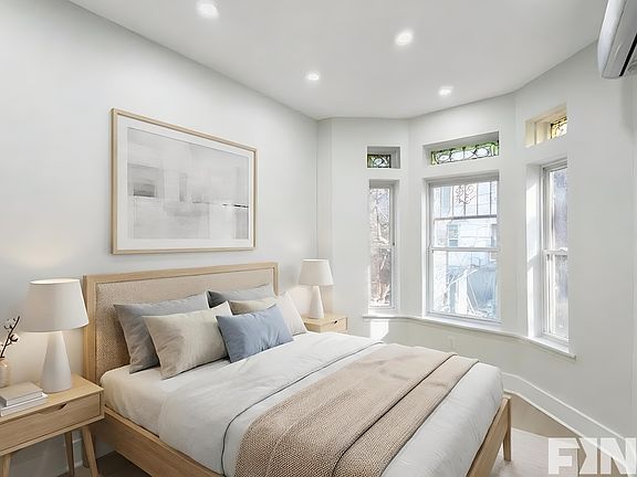 2nd image of 295 New York Ave APT 1