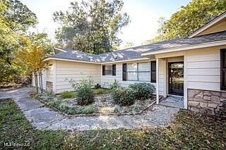 3rd image of 205 Halstead Rd