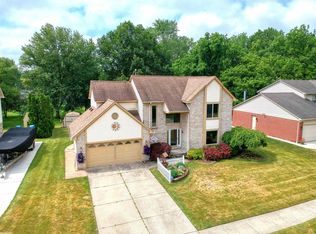 28108 Ruby Ct, Chesterfield, MI 48047