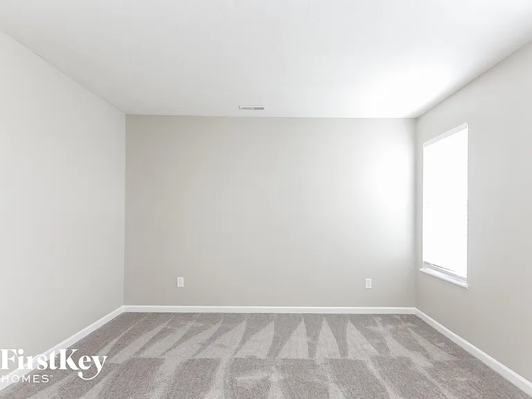 1833 Breman Ln — Photo 11