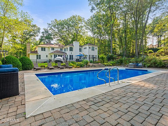 3rd image of 79 Cypress Neck Road