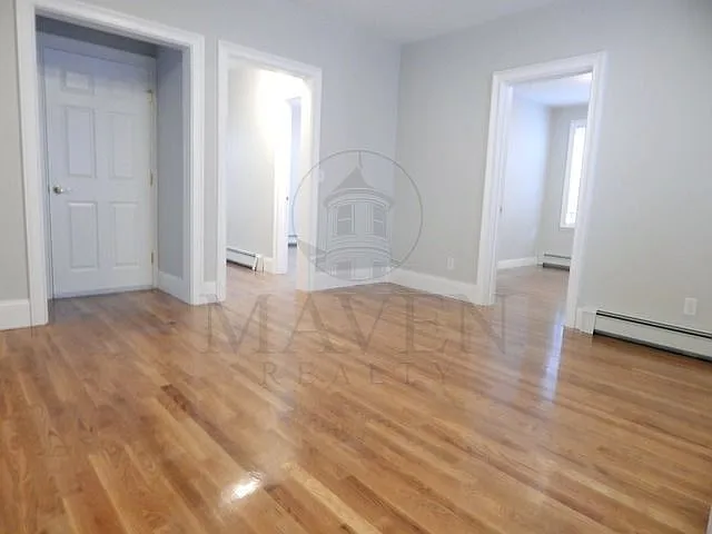 20 Henderson St #1 — Photo 4