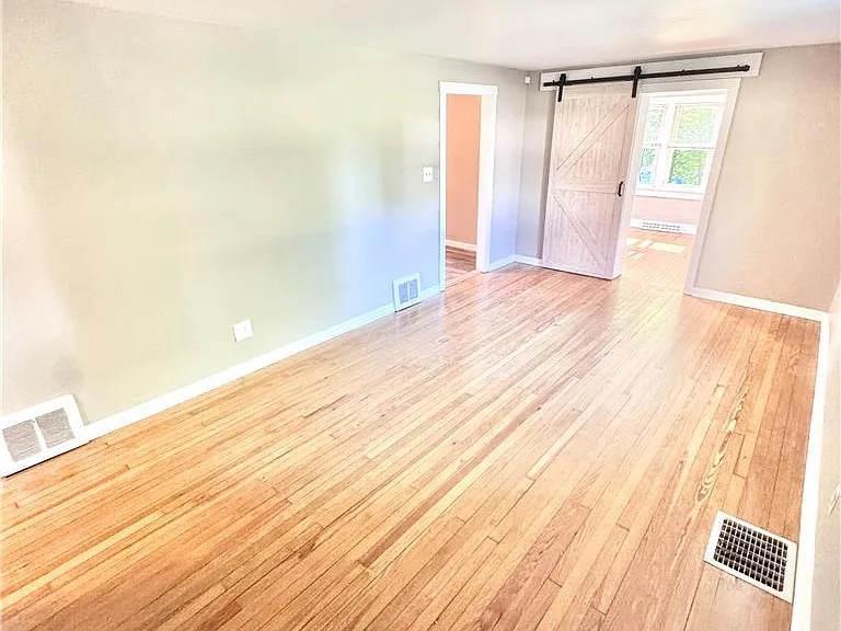 5454 Camp Meeting Rd — Photo 3