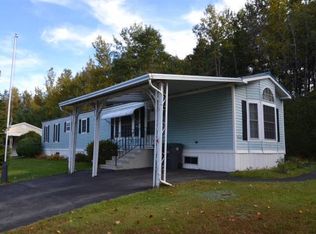 94 Zachary Dr, Hooksett, NH 03106