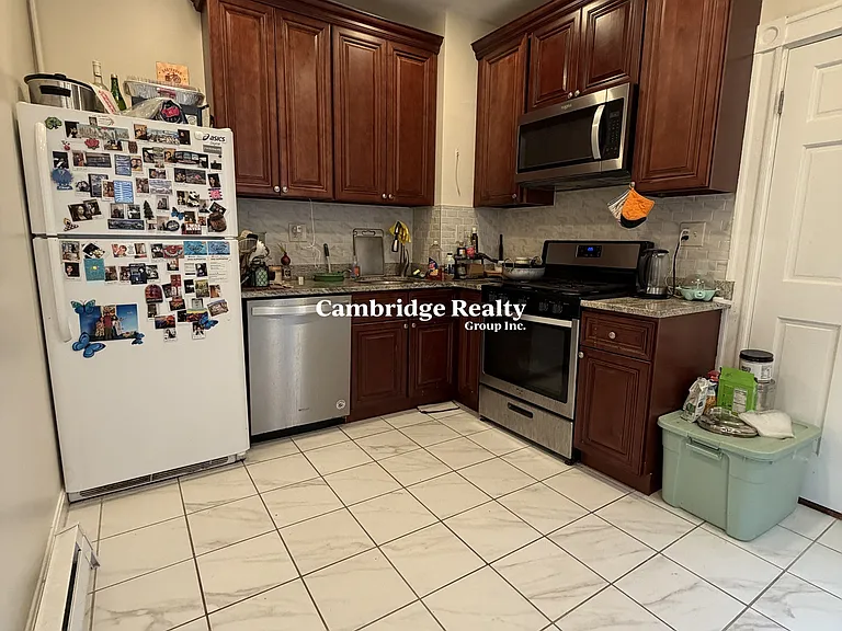 31 Mansfield St #1 — Photo 5