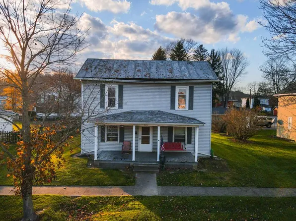 330 S Market St, Loudonville, OH 44842