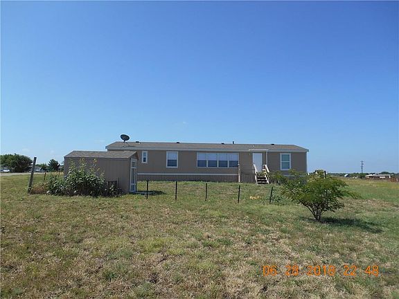 2nd image of 3631 Meadow Vista Cir