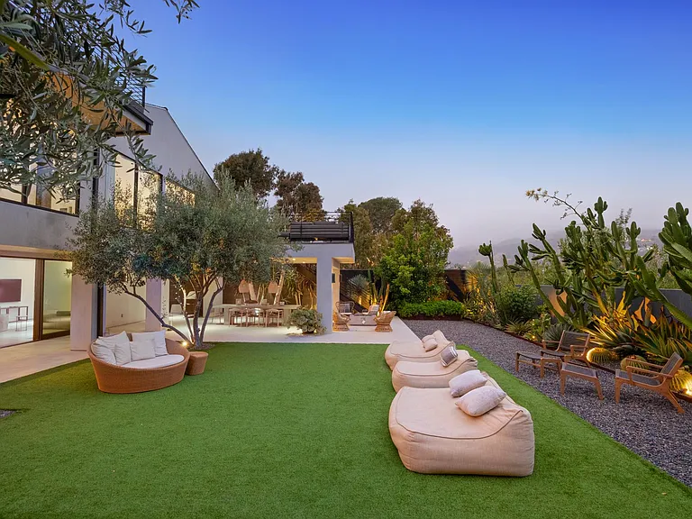 Experience the best Malibu has to offer!