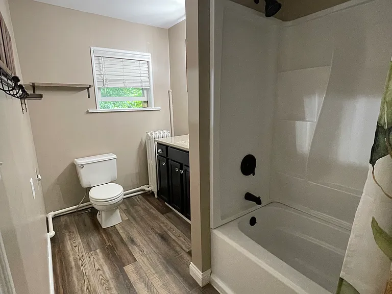 4700 Kent Rd #4 — Photo 8