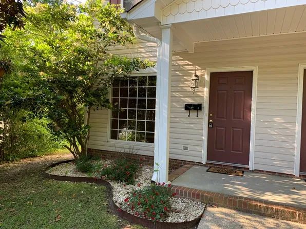 907 Clarendon St APT 1, Fayetteville, NC 28305