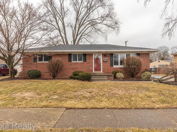 32806 Comanche St, Westland, MI 48185