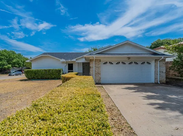 1801 Pantego Dr, Fort Worth, TX 76134