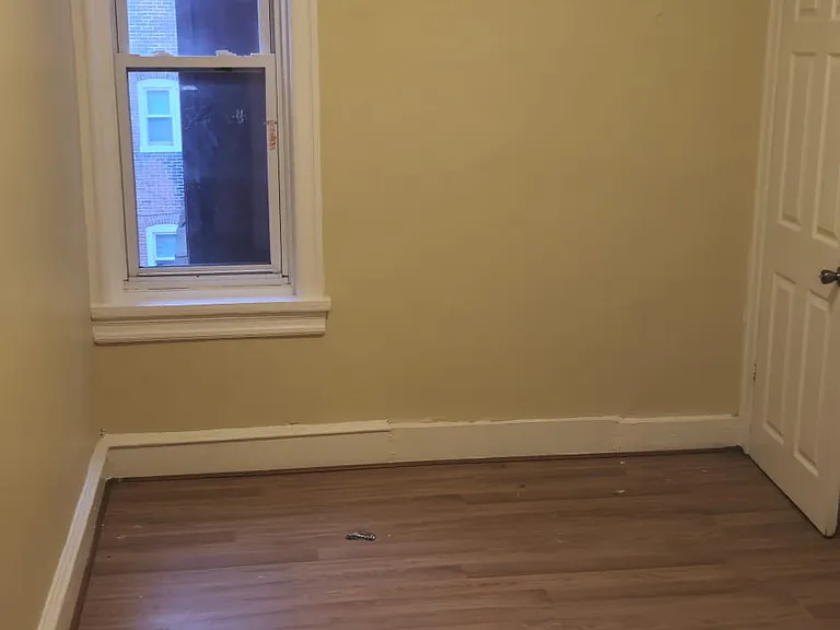6056 Market St #2 — Photo 7