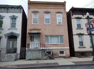 447 1st St, Troy, NY 12180