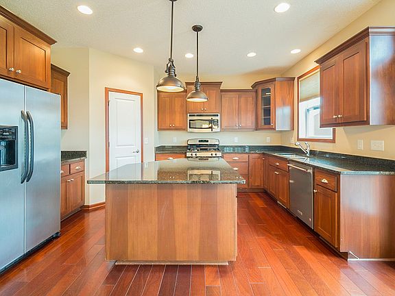 2nd image of 3097 Lowell Ct