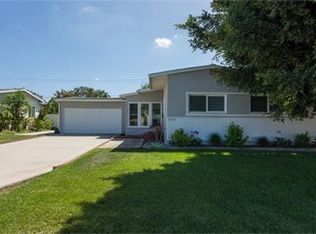 14212 Debusk Ln, Tustin, CA 92780