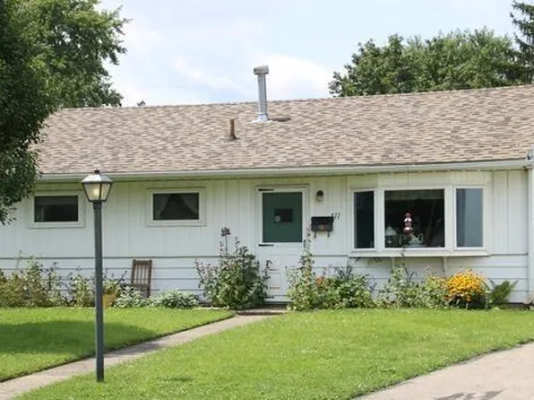 511 N Church St, New Carlisle, OH 45344