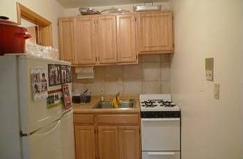 3rd image of 147 W 87th St