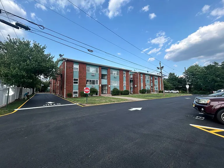18 Hampton Rd #A10 — Photo 15