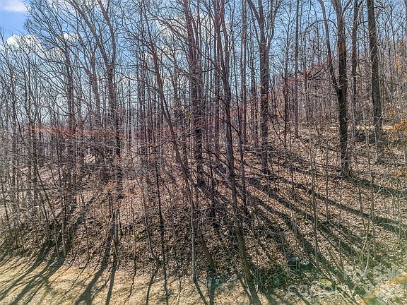 5th image of 190 Cherry Hl