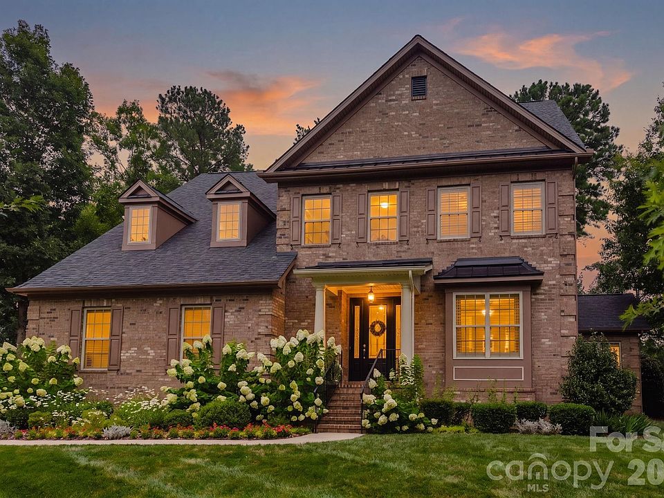 1st image of 2626 Hamilton Crossings Dr