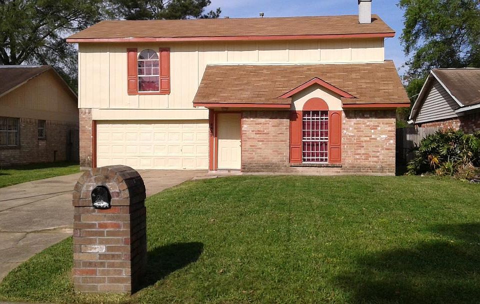 1st image of 8639 Valley Meadow Dr
