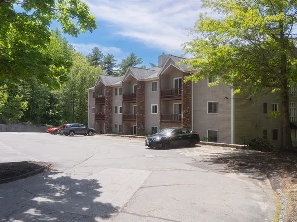 44 Maria Ave APT 202, Southbridge, MA 01550
