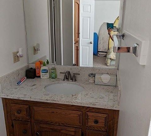 4th image of 311 W Lolita Ln #I