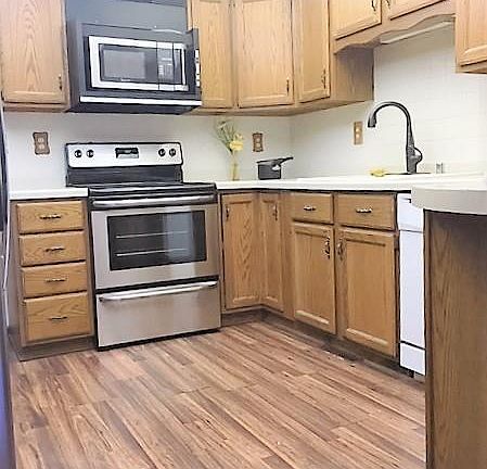 4th image of 786 Byron Dr