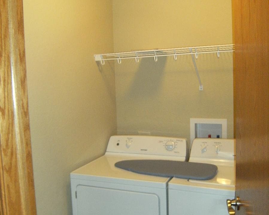 2nd image of 313 Edelweiss Ln