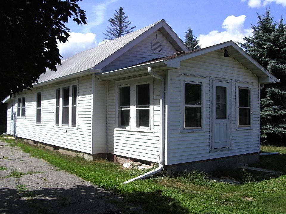 1st image of 3 W 2nd St S