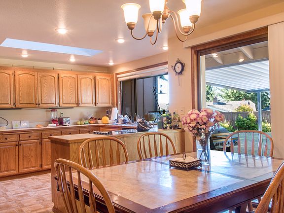 5th image of 6202 50th Street Ct W