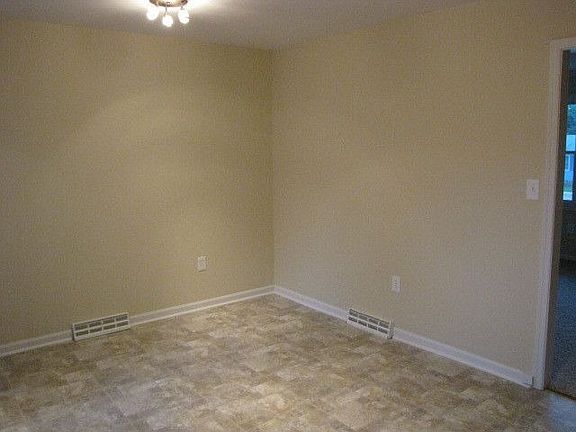 3rd image of 20117 Shire Oak Dr