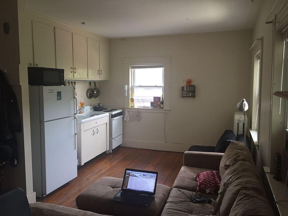 Kitchen area from Sitting room