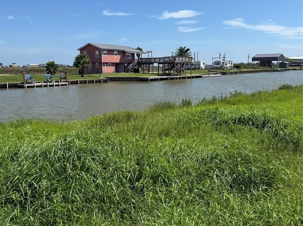 Mariner St, Bay City, TX 77414