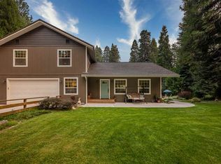 4117 N Old Stage Rd, Mount Shasta, CA 96067