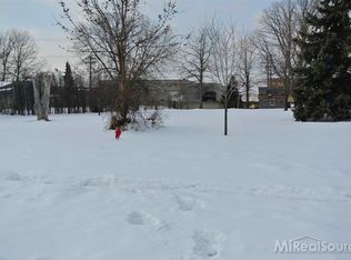 20127 Homeland St, Roseville, MI 48066