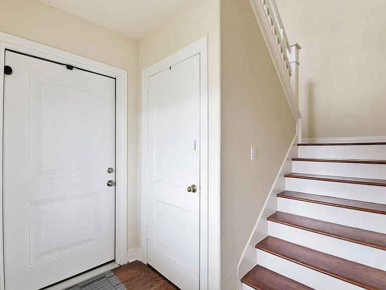2513 Shakespeare St #3 — Photo 9