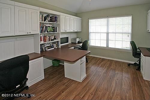 5th image of 6480 Silver Glen Dr