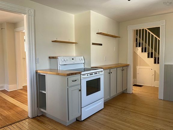 3rd image of 120 Old Port Mouton Rd