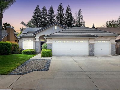 2871 E Ryan Ln, Fresno, CA, 93720