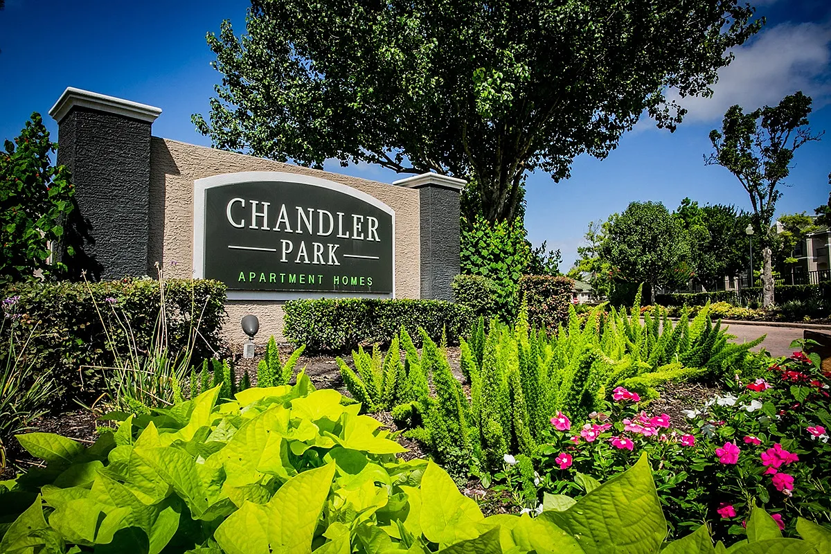 Chandler Park Apartment Homes — Photo 2