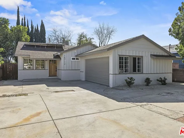 15712 Stare St, North Hills, CA 91343