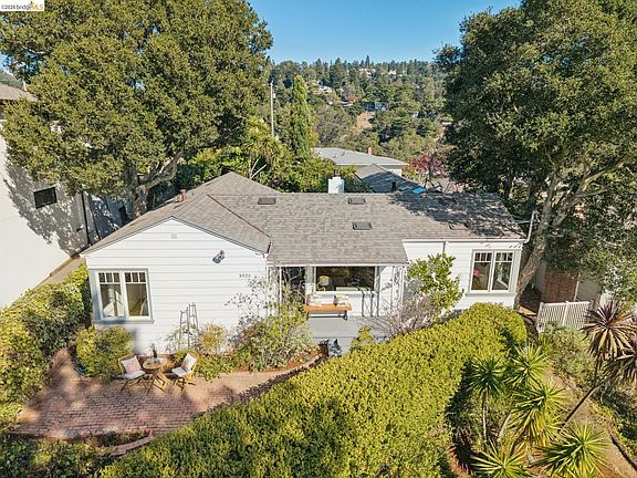 2nd image of 5970 Rincon Dr