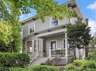 1711 E Republican St, Seattle, WA 98112