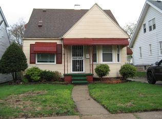 25613 Powers Ave, Dearborn Heights, MI 48125